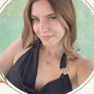 Alexis Foust, owner of LexLine Virtual